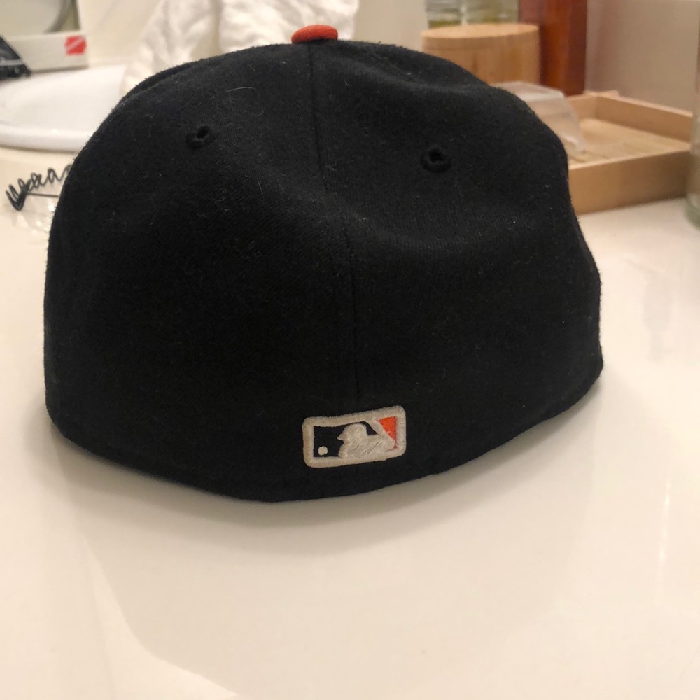 SF Giants Cap - Picture 3 of 7